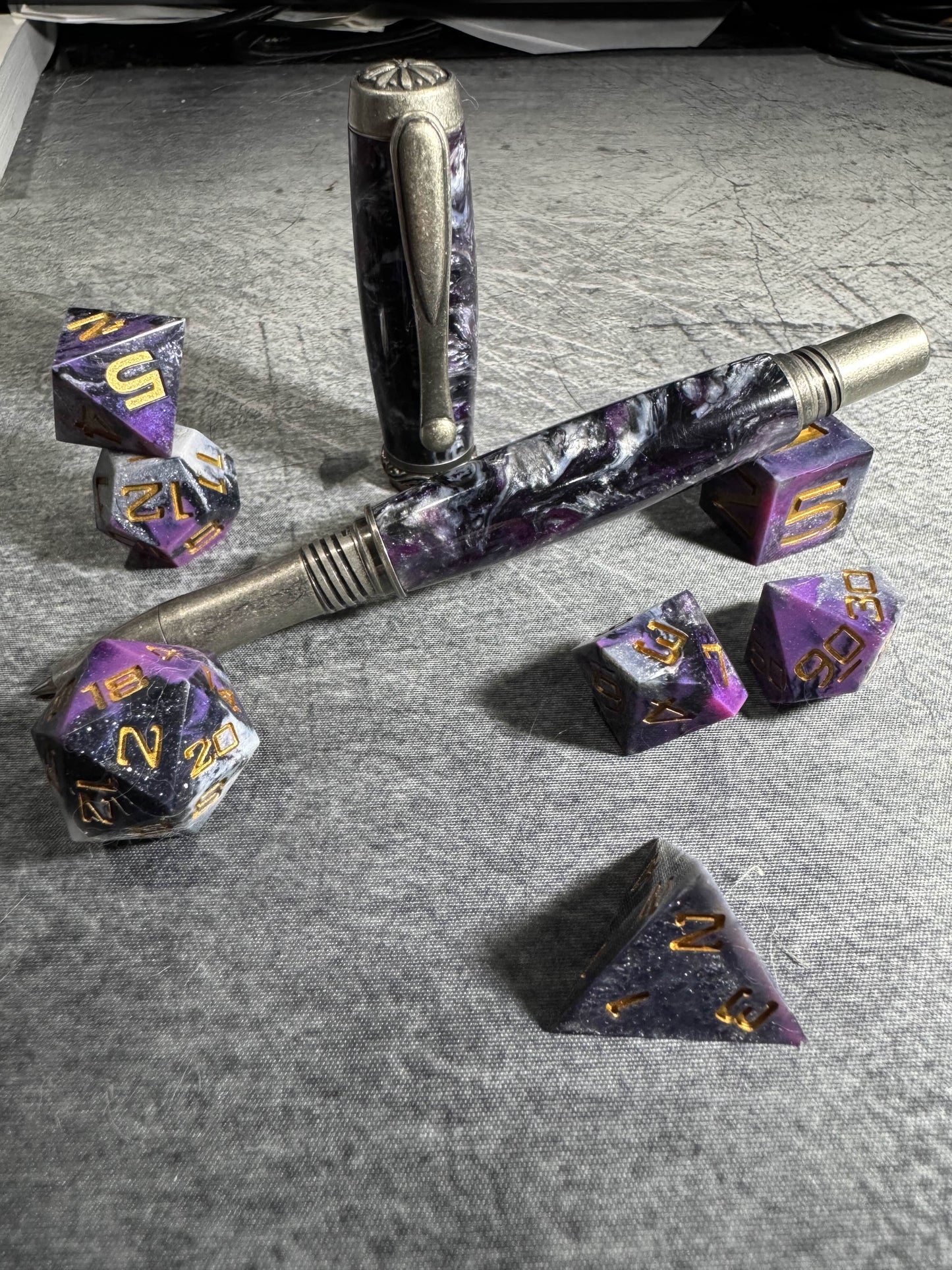 Alumilite Resin Handmade Pen & Dice Bundle (Black, Purple, Grey, White)