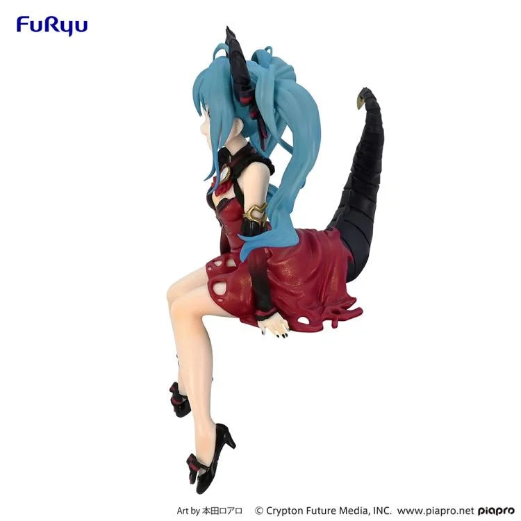 FuRyu: Hatsune Miku (Villain - Red Version) Noodle Stopper Figure