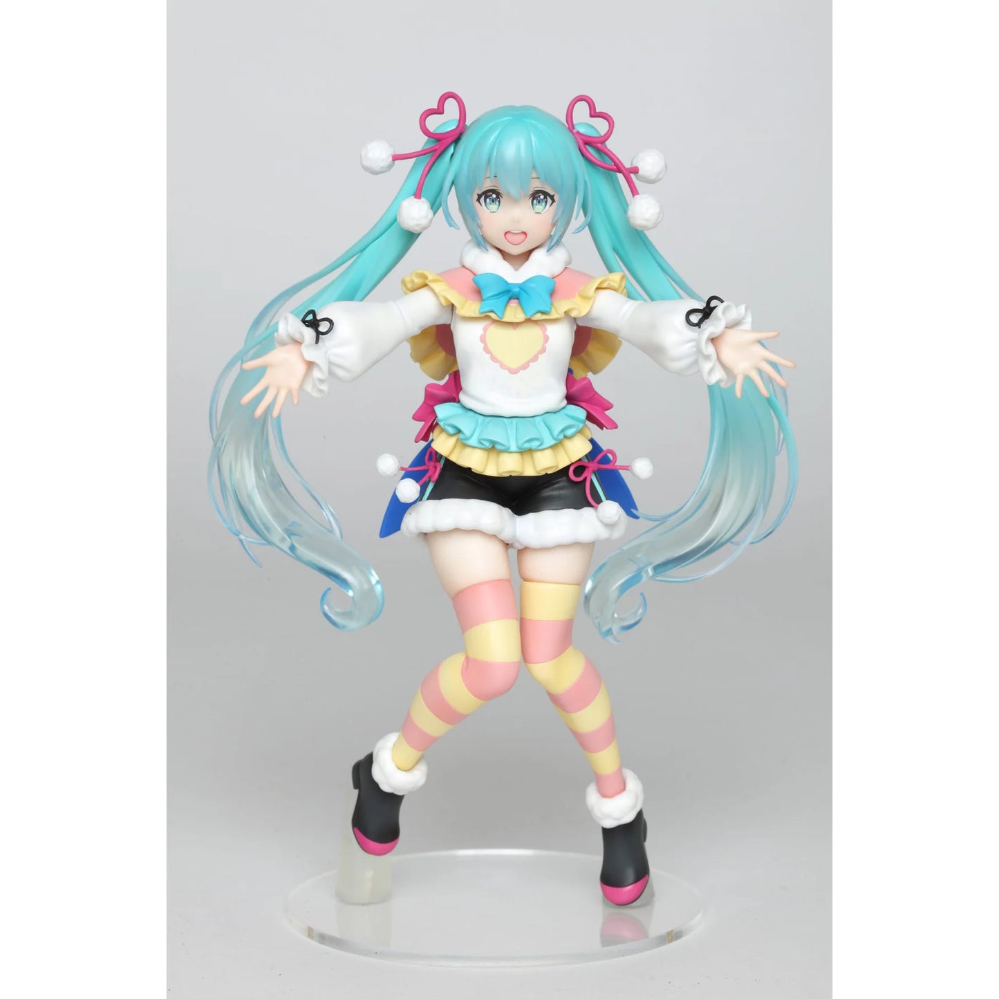 Taito USA Hatsune Miku Figure - Winter Image Ver.