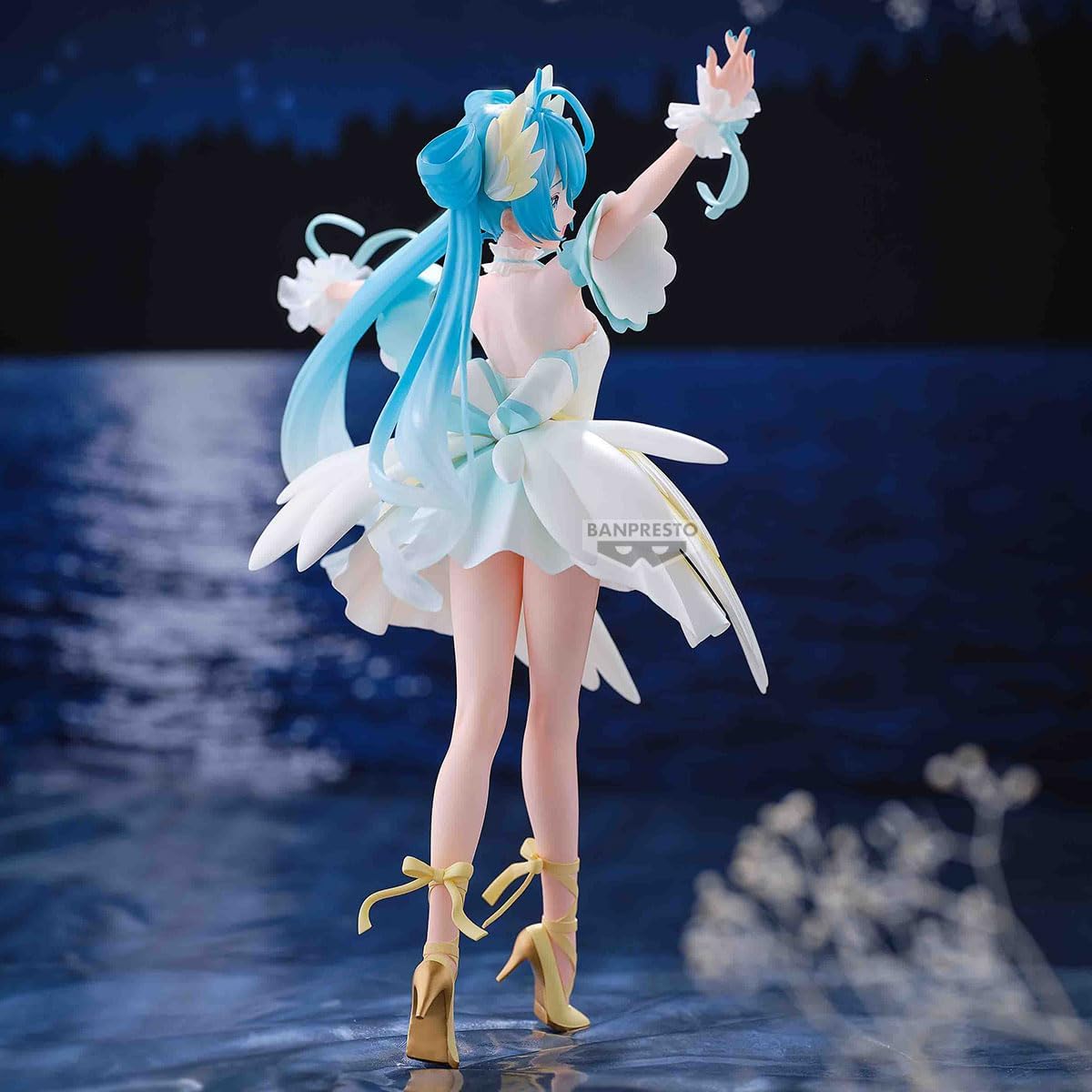 Banpresto: Hatsune Miku (Classical Tuning - Swan Lake) Figure