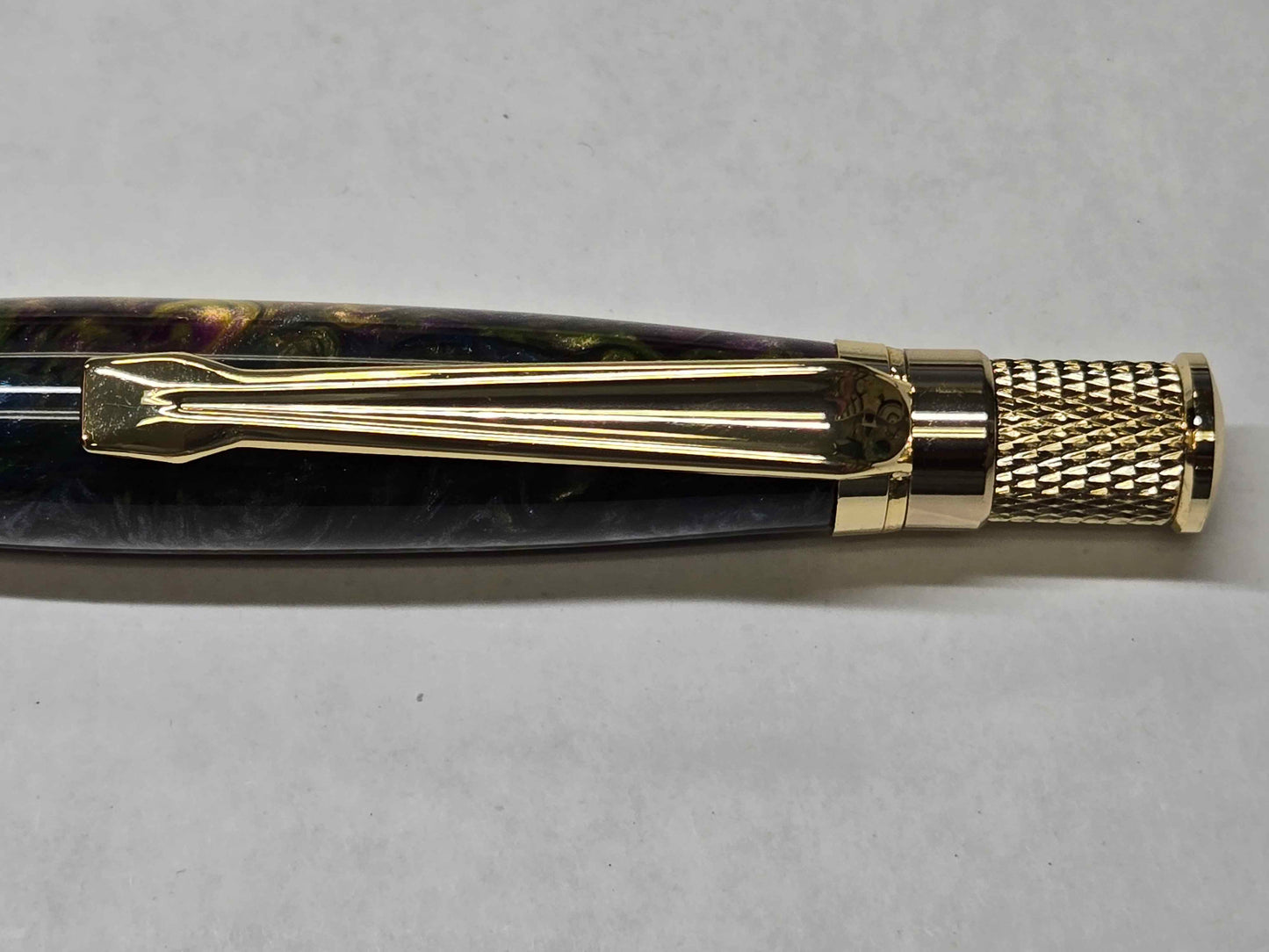 Knurl Twist Ballpoint Pen (Gold - Multi-Color Alumilite)