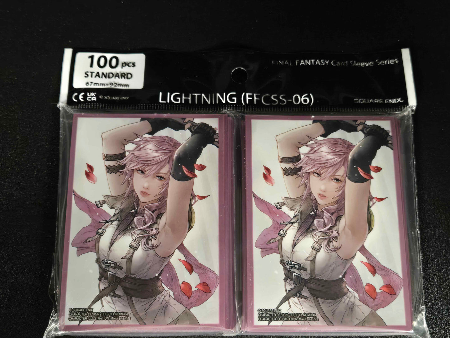 Square Enix Standard Sleeves: Final Fantasy XIII