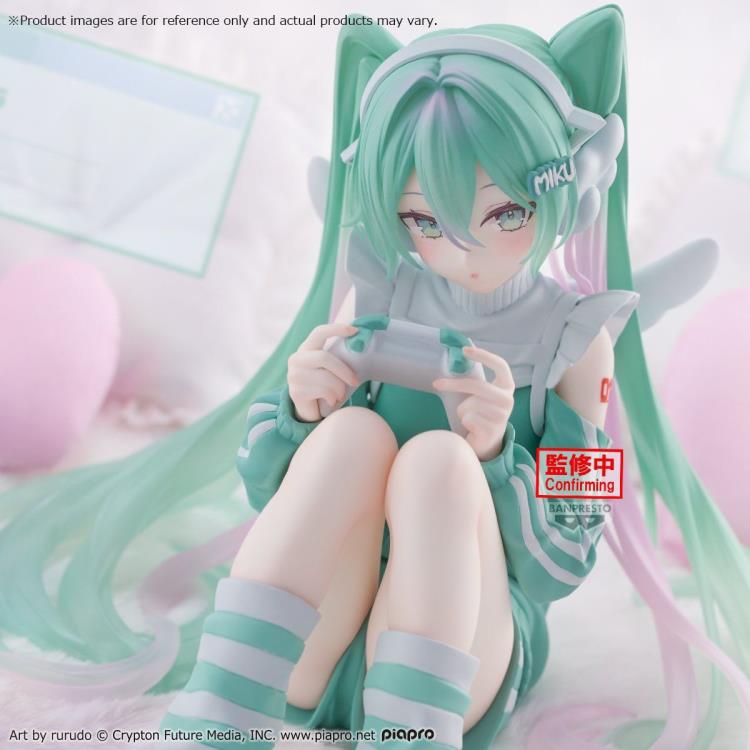 Banpresto: Hatsune Miku (Gaming) Holiday Memories Figure