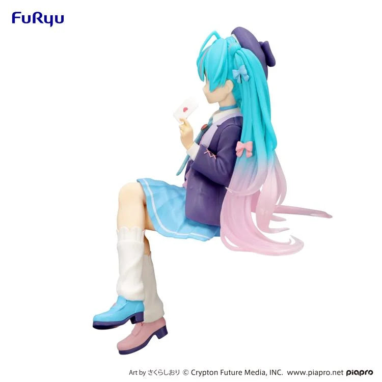 FuRyu: Hatsune Miku (Love Blazer - Navy Color Version) Noodle Stopper Figure