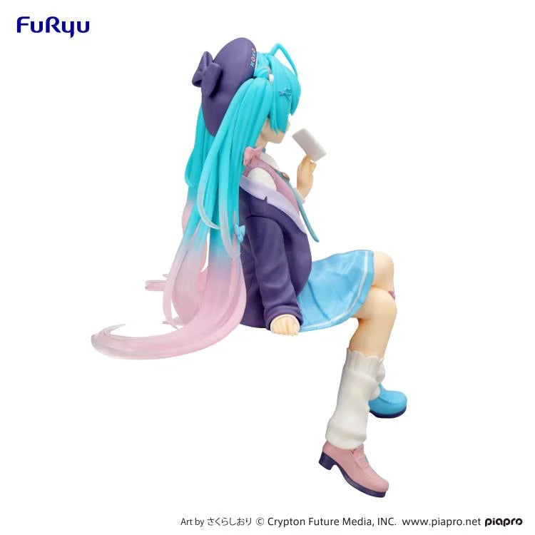 FuRyu: Hatsune Miku (Love Blazer - Navy Color Version) Noodle Stopper Figure