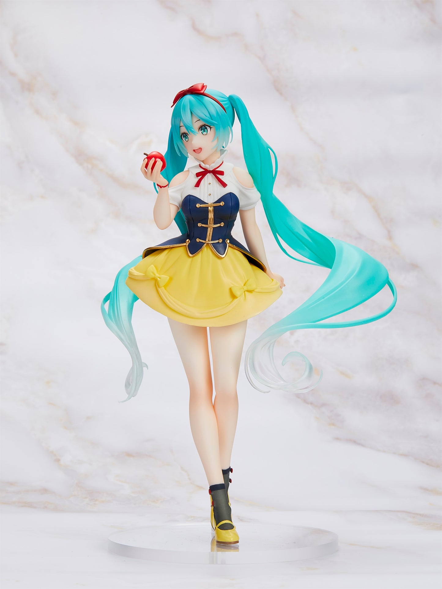 Taito USA: Hatsune Miku (Wonderland - Snow White) Figure