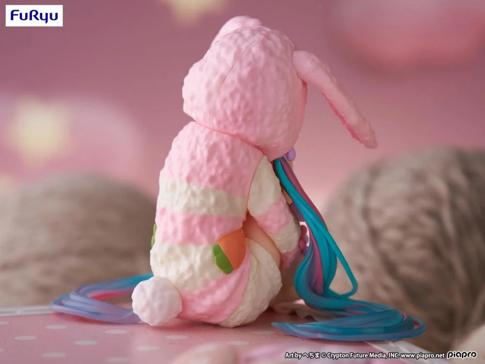 FuRyu: Hatsune Miku (Rabbit Ear Hood Pajama)